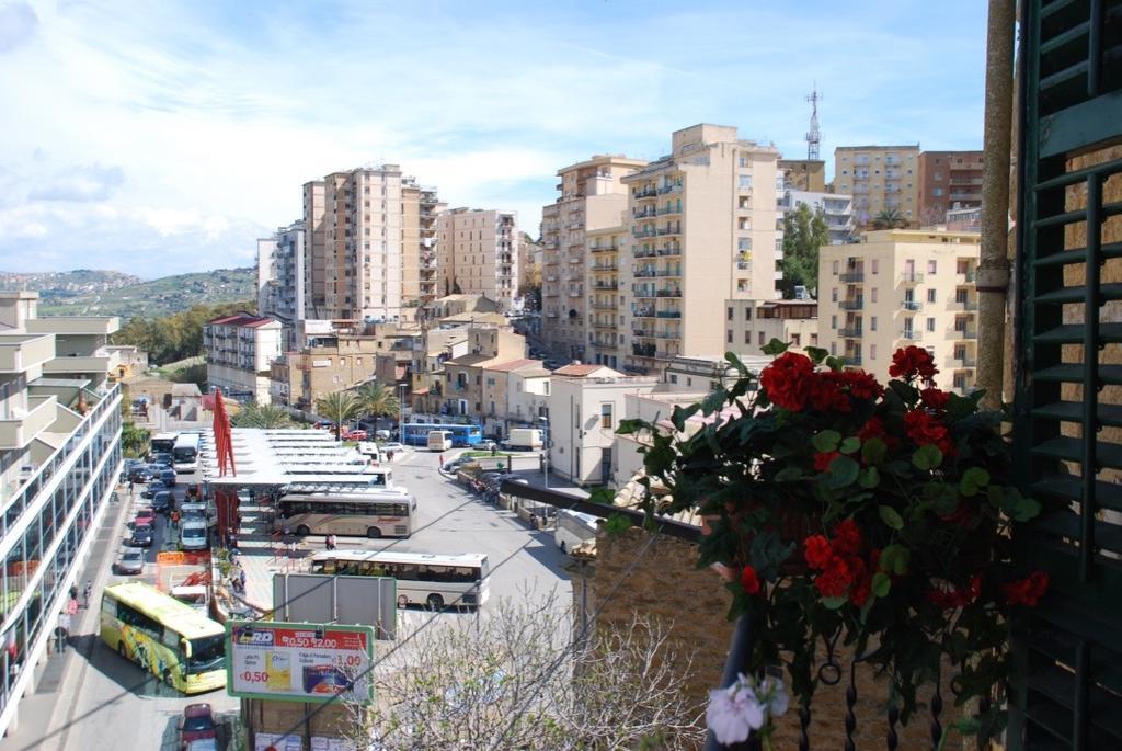 Casa Di Nonna Gina Apartment Agrigento Luaran gambar